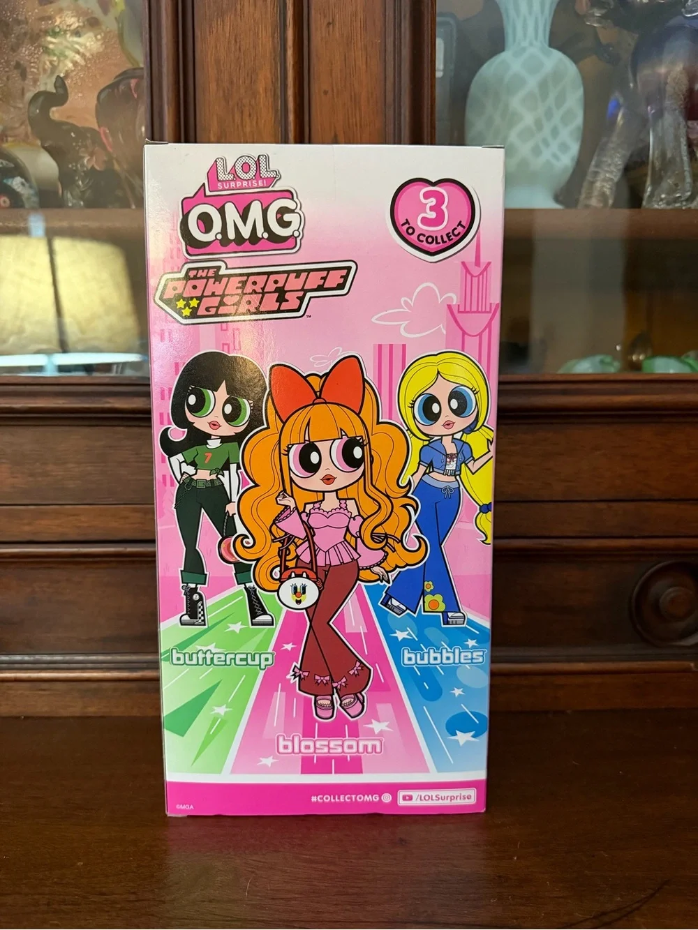 L.O.L. Surprise! Blossom Doll - Pink, Orange & Red Outfit